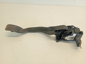   Accelerator pedal  - 89ET381011665 