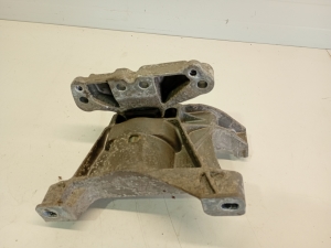 Peugeot 308 (2013–2021) Engine mount 4A103720 - 4