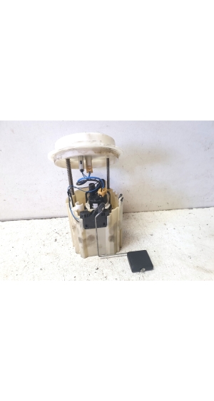 Mercedes Benz GLK-Class 204 (2008–2015) Kütusepump paagis A2045400617 - 2