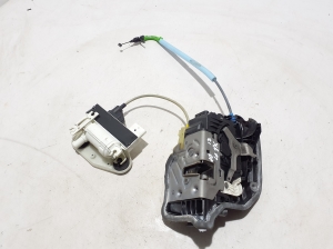 BMW X6 G06 / F96 (2019–2026) Front door lock 7477702 - 2