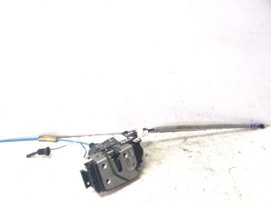 Mercedes Benz GLA-Class 156 (2013–2019) Rear side door lock A2047302735 - 4