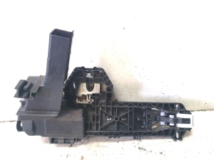 Mercedes Benz GLA-Class 156 (2013–2019) Front door exterior handle A2047601800 - 5