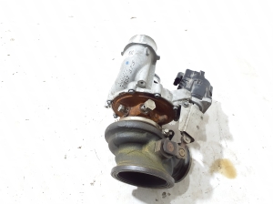 BMW X6 G06 / F96 (2019–2026) Turbolader 7852373 - 2