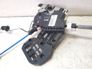 Mercedes Benz GLA-Class 156 (2013–2019) Rear side door lock A2047302835 - 2