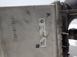 BMW X6 G06 / F96 (2019–2026) Vahejahuti radiaator 7852407 - 2