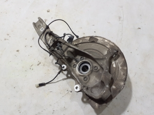 BMW X6 G06 / F96 (2019–2026) Front wheel hub 6876655 - 2