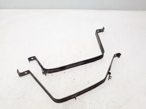 Support de réservoir de carburant - 