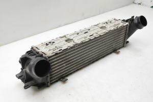 BMW 5 SERIES F10 (2010–2017) Vahejahuti radiaator 7618769 - 4