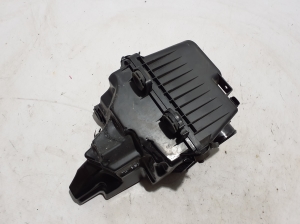 Mazda CX-3 (2015–2026) Luftfiltergehäuse S552133AY - 3