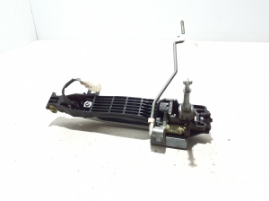 Mazda CX-3 (2015–2026) Front door external opening handle and its details - 2