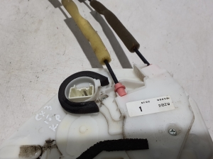 Mazda CX-3 (2015–2026) Front door lock DB2W59310 - 3