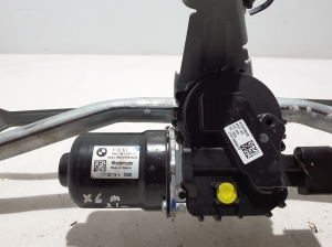 BMW X6 G06 / F96 (2019–2026) Windshield wiper mechanism 9880517 - 2