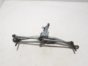 BMW X6 G06 / F96 (2019–2026) Windshield wiper mechanism 9880517 - 3