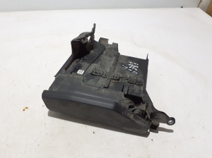 Engine control unit bracket - 12908657714