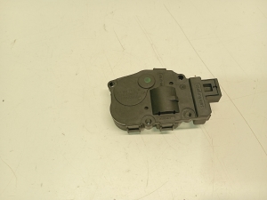 Mercedes Benz SLK-Class 172 (2011–2026) Salongi soojenduse klapi mootor 4104475520 - 4