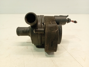 Mercedes Benz SLK-Class 172 (2011–2026) Circulation pump and its parts 02775829 - 2