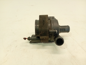 Mercedes Benz SLK-Class 172 (2011–2026) Circulation pump and its parts 02775829 - 4