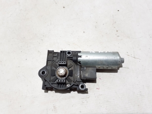   Sunroof motor  - 1030661A 