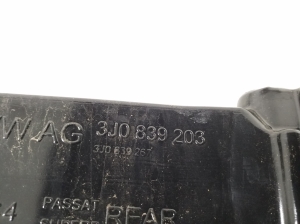 Volkswagen Passat B9 (2023–2026) Rear side door opening limiter 3J0839203 - 3