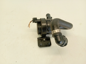 Mercedes Benz SLK-Class 172 (2011–2026) Auxiliary water pump A0005000686 - 3