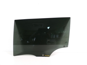   Rear side door glass  - 3J0845025C 