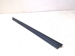 Mercedes Benz GLA-Class 156 (2013–2019) Front door rubber seal A1567250465 - 3