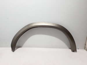 Rear fender molding - 8075346