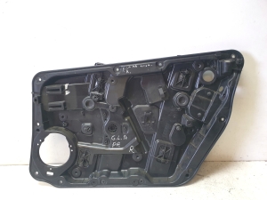 Mercedes Benz GLA-Class 156 (2013–2019) Front door window regulator 928345107 - 4