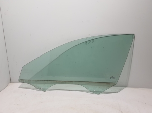 Vitre de porte avant - 4K0845201