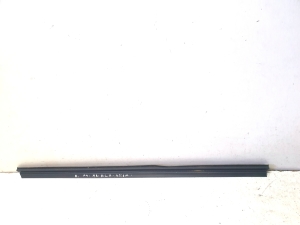 Mercedes Benz GLA-Class 156 (2013–2019) Front door rubber seal A1567250565 - 4