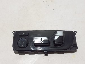 Front seat adjustment switch (on seat) - 6801483