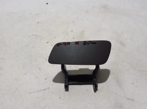 Front bumper headlight washer cap - 31383230