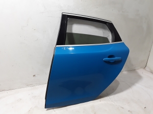 VOLVO V40 (2012–2019) Rear side doors 31402336 - 3