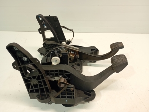 Opel Astra J (2009–2017) Pedale 39023896 - 2