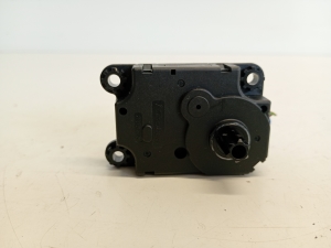 Opel Astra J (2009–2017) Salongi soojenduse klapi mootor DA646001 - 2