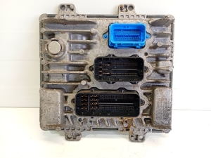 Opel Astra J (2009–2017) Engine control unit 55500630 - 5