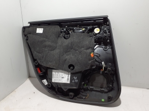 AUDI A6 C8 (2018–2025) Garnissage des portes latérales arrière 4K0867378 - 3