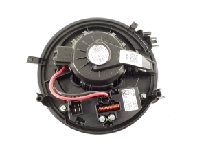 Volkswagen Passat B9 (2023–2026) Salongi puhuri mootor 5WB819021C - 4