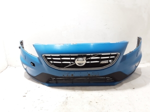VOLVO V40 (2012–2019) Front bumper 31347085 - 5