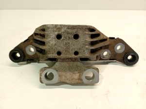 Opel Astra J (2009–2017) Engine bracket 326E69 - 3