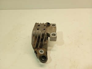 Opel Astra J (2009–2017) Engine bracket 326E69 - 5