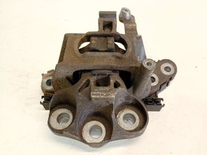 Opel Astra J (2009–2017) Engine mount 326F31 - 4