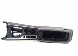 Volkswagen Passat B9 (2023–2026) Center console 3J1863241 - 2