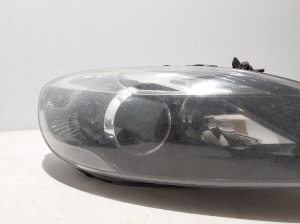 VOLVO V40 (2012–2019) Headlight 31283333 - 4