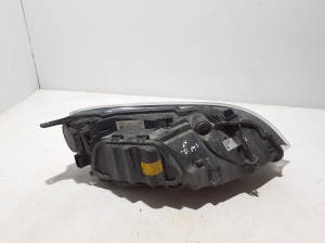 VOLVO V40 (2012–2019) Headlight 31283332 - 6