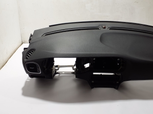 VOLVO V40 (2012–2019) Salona panelis (torpēda) 39815837 - 3