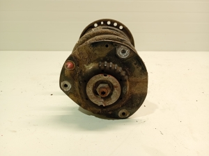 Opel Astra J (2009–2017) Front shock absorber 39039574 - 3