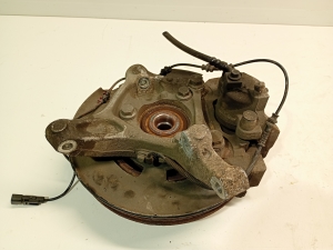Opel Astra J (2009–2017) Front wheel hub and its parts B16060432R - 2
