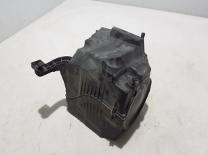 VOLVO V40 (2012–2019) Luftfiltergehäuse 31370808 - 3