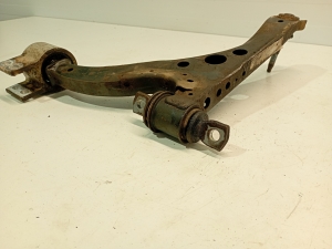 Opel Astra J (2009–2017) Eesmine õõtshoob 39021472 - 4